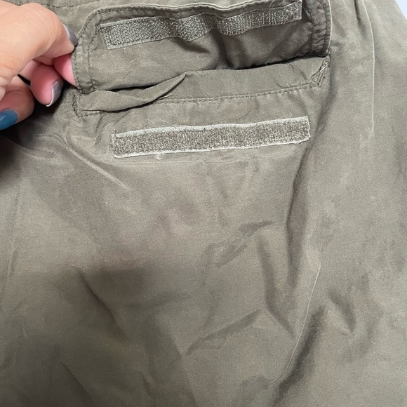 Columbia/ Women's Olive Green Drawstring Capris Crop Pants - Picture 13 of 13